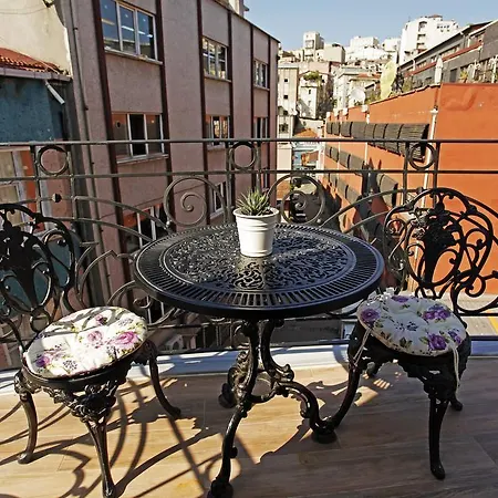 Hotel apartamentowy The White Swan Beyoglu Stambuł
