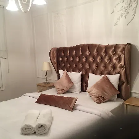 The White Swan Beyoglu 4*