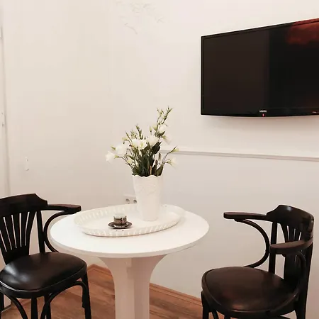 The White Swan Beyoglu 4*