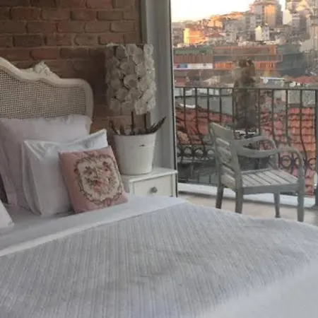 The White Swan Beyoglu Istambul