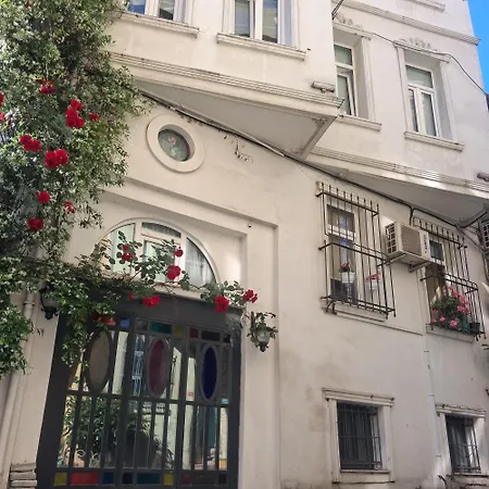 アパートホテル The White Swan Beyoglu