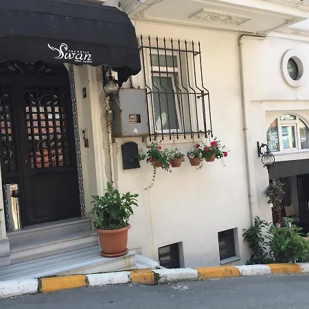 The White Swan Beyoglu イスタンブール